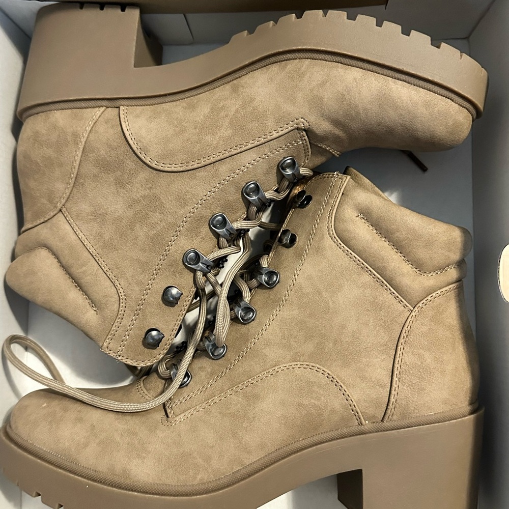 Indigo Tan Lace Up Boots for Women